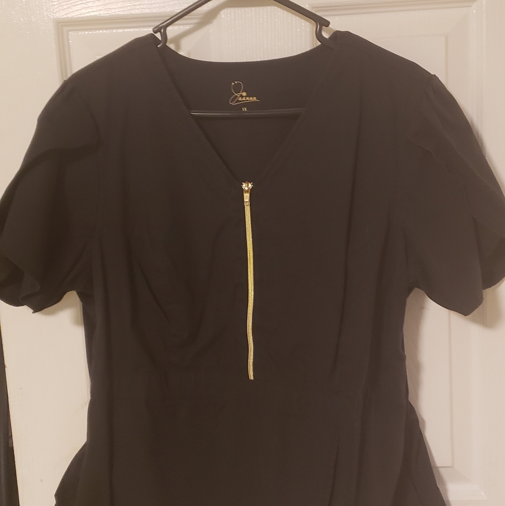 Jaanuu Tulip Top